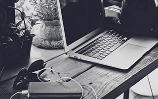 -曼城3-1莱斯特城，哈兰德独中两元，曼城2_0莱斯特城