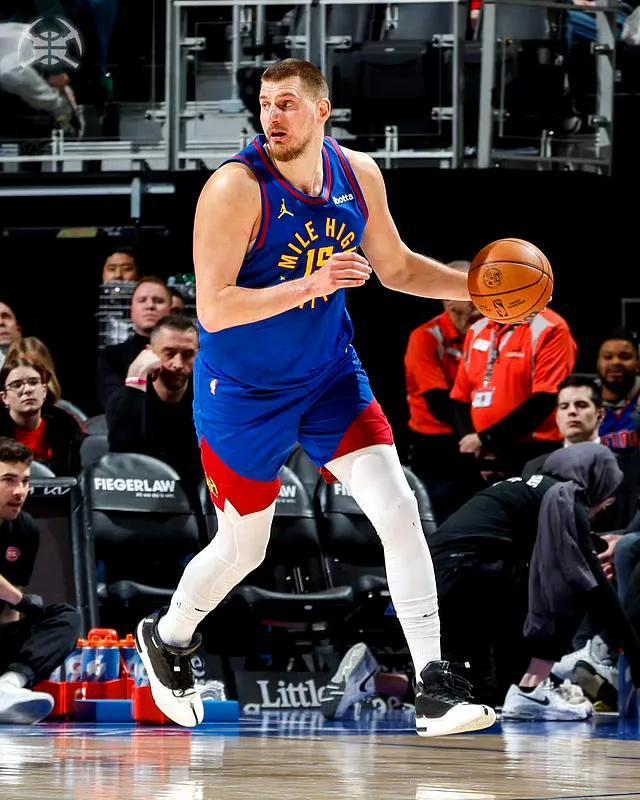 爱游戏-包含&quot;森林狼迎来爆发，胜利稳住季后赛席位&quot;的词条